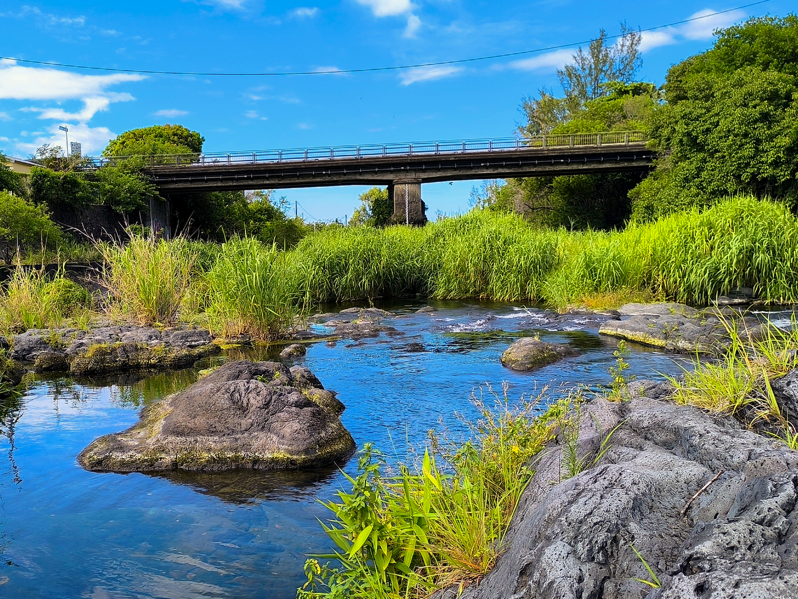 Pont de la rivière Langevin, à Saint-Joseph.