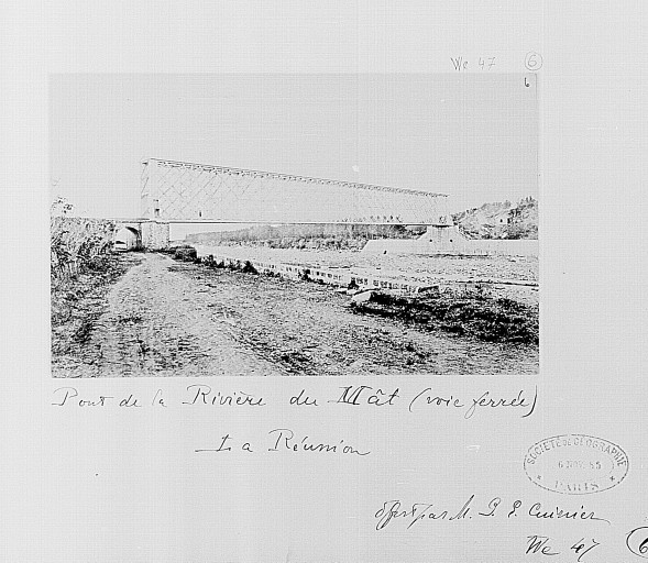 Pont sur la Rivière du Mât.