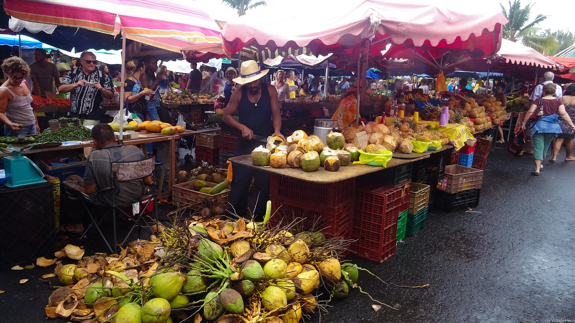 Noix de coco ouvertes sur le marché de Saint-Paul.