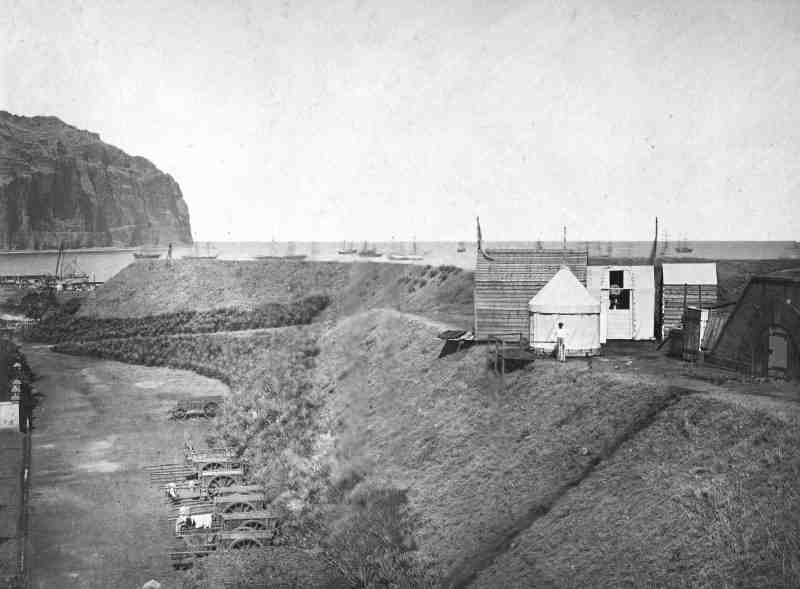 Camp d’observation au Barachois pendant le passage de Vénus, en 1874.