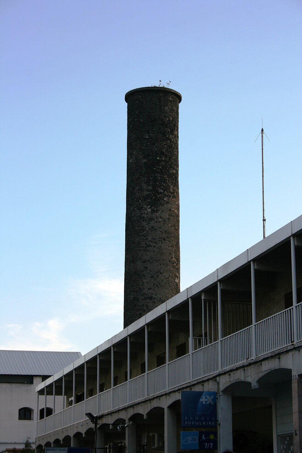 La cheminée Isautier, à Saint-Pierre